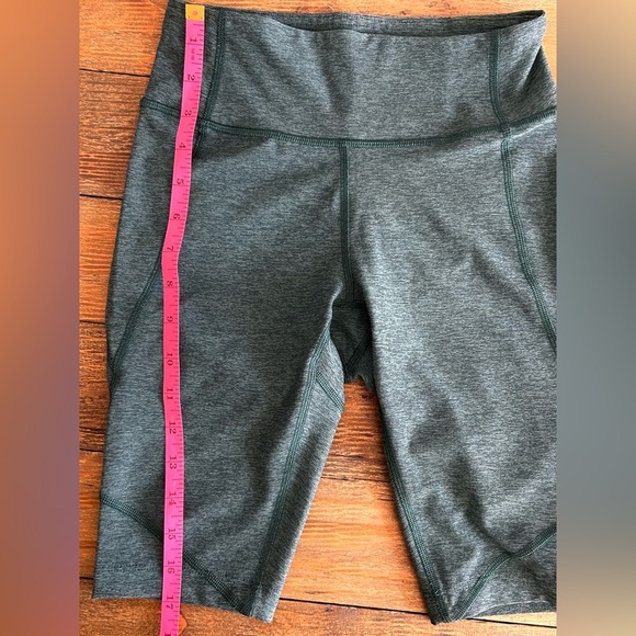 OUTDOOR VOICES Green heathered biker shorts long inseam hidden pocket Sz XS - Picture 7 of 11
